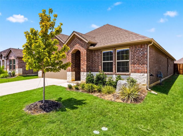 9809 Gooseneck Drive, Aubrey, TX 76227