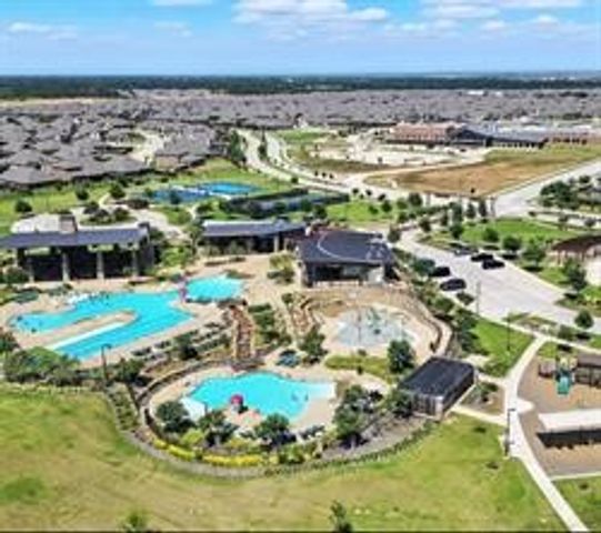 9809 Gooseneck Drive, Aubrey, TX 76227