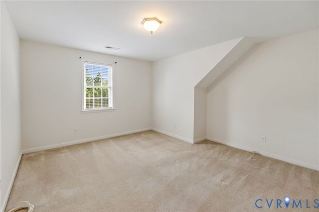 14460 Woodleigh Dr, Chester, VA 23831