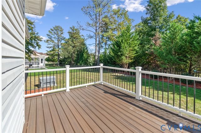 14460 Woodleigh Dr, Chester, VA 23831