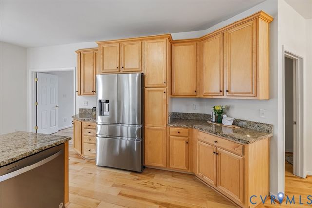 14460 Woodleigh Dr, Chester, VA 23831