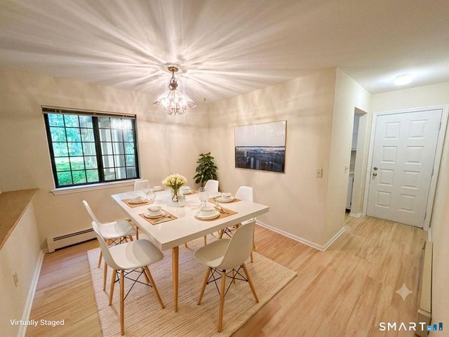 215 Foxwood Lane 215, Milford, CT 06461