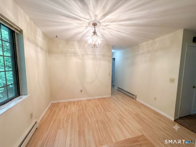 215 Foxwood Lane 215, Milford, CT 06461