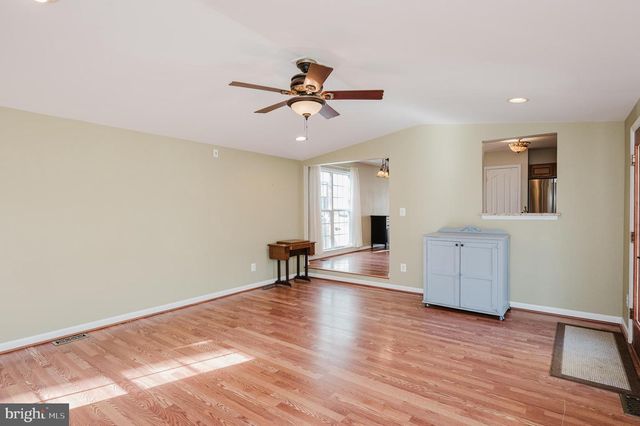 1114 E VIKING CT, Abingdon, MD 21009