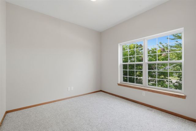 1623 Wolf Drive NW, Cedar Rapids, IA 52405