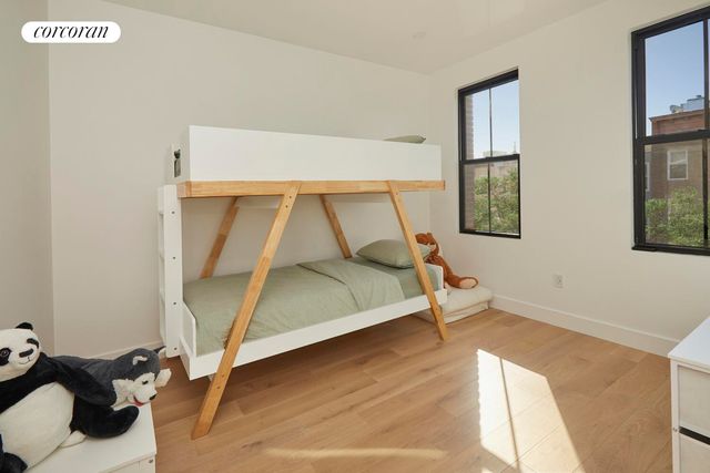 689 MAC DONOUGH Street, New York City, NY 11233