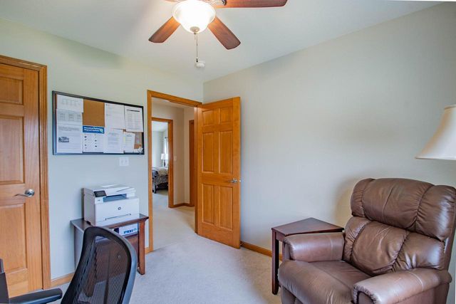 435 Crestwood DRIVE, Johnson Creek, WI 53038