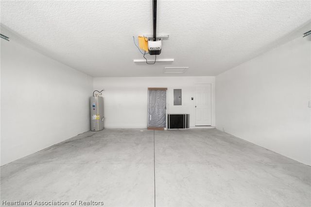 2104 Flower Terrace, Sebring, FL 33875