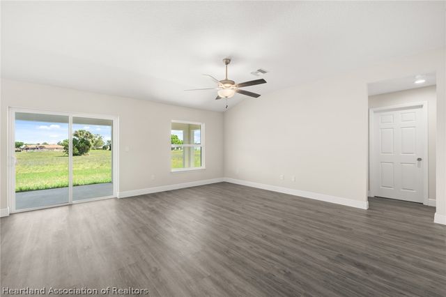2104 Flower Terrace, Sebring, FL 33875