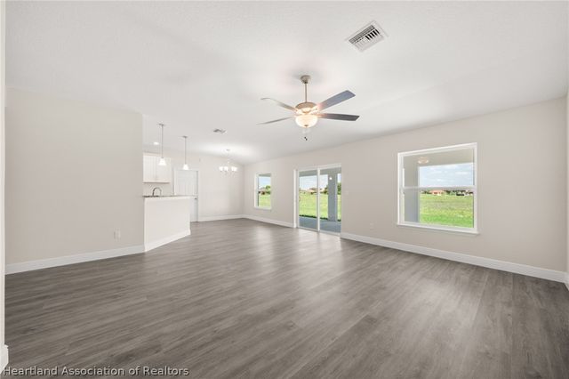 2104 Flower Terrace, Sebring, FL 33875