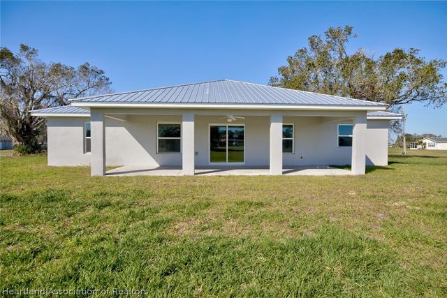 2104 Flower Terrace, Sebring, FL 33875