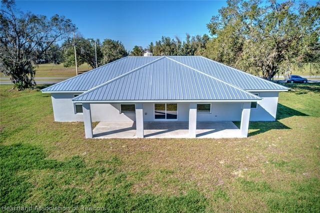 2104 Flower Terrace, Sebring, FL 33875