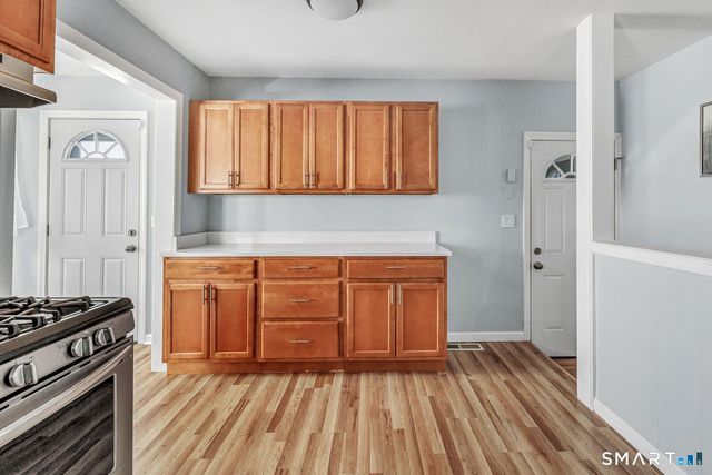 84 Eileen Road, West Haven, CT 06516