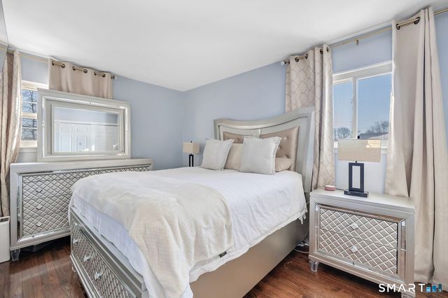 84 Eileen Road, West Haven, CT 06516