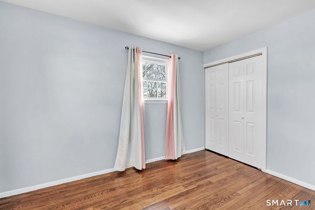 84 Eileen Road, West Haven, CT 06516