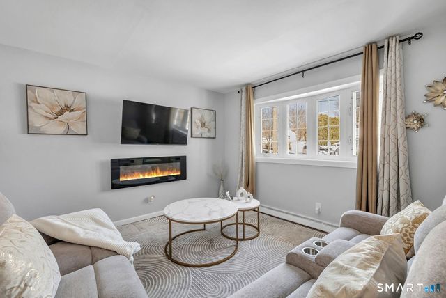 84 Eileen Road, West Haven, CT 06516