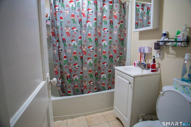 381 Congress Avenue, Waterbury, CT 06708