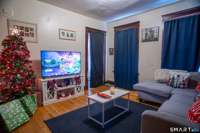 381 Congress Avenue, Waterbury, CT 06708