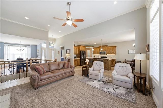 21936 W 175th Terrace, Olathe, KS 66062
