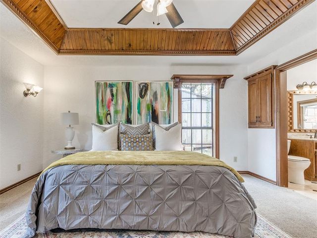 1300 NE 21st Place, Moore, OK 73160