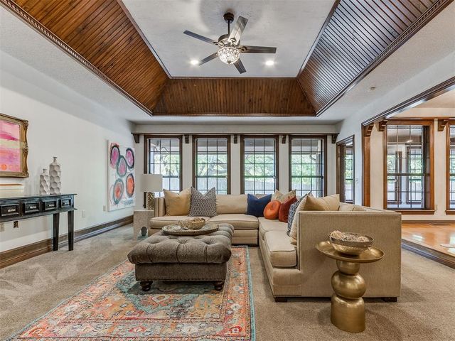 1300 NE 21st Place, Moore, OK 73160