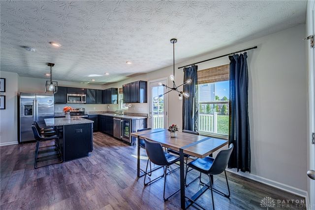 6740 Riverview Avenue, Middletown, OH 45042