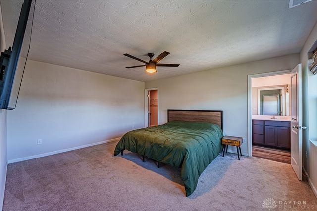 6740 Riverview Avenue, Middletown, OH 45042