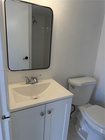 4845 NW 7th St 307-5, Miami, FL 33126