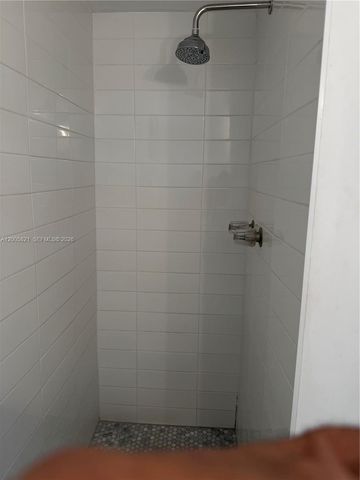 4845 NW 7th St 307-5, Miami, FL 33126