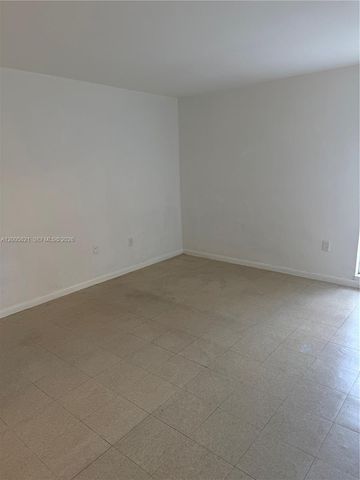 4845 NW 7th St 307-5, Miami, FL 33126