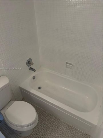 4845 NW 7th St 307-5, Miami, FL 33126