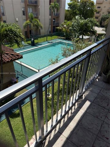 4845 NW 7th St 307-5, Miami, FL 33126