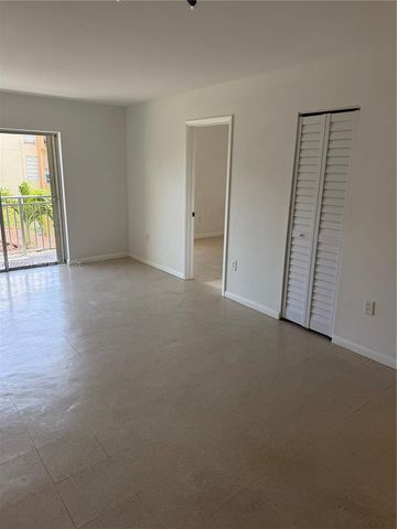 4845 NW 7th St 307-5, Miami, FL 33126