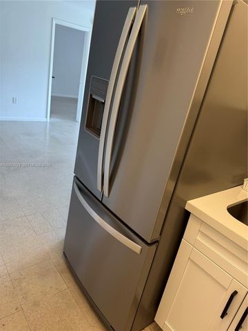 4845 NW 7th St 307-5, Miami, FL 33126