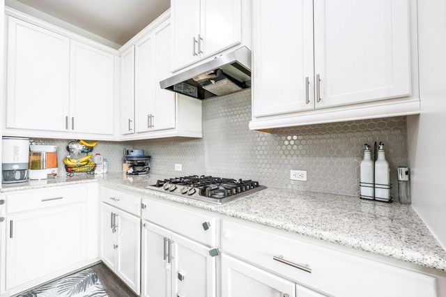 138 Sunray Creek Drive, Katy, TX 77493