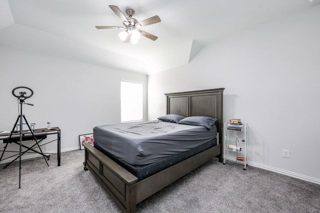 138 Sunray Creek Drive, Katy, TX 77493