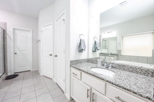 138 Sunray Creek Drive, Katy, TX 77493
