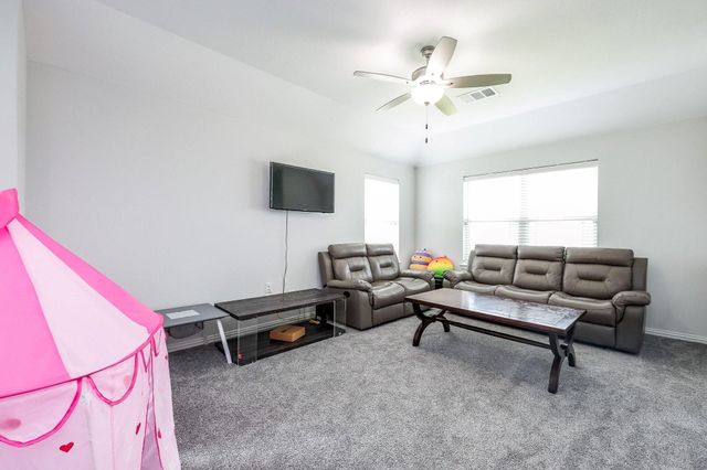 138 Sunray Creek Drive, Katy, TX 77493