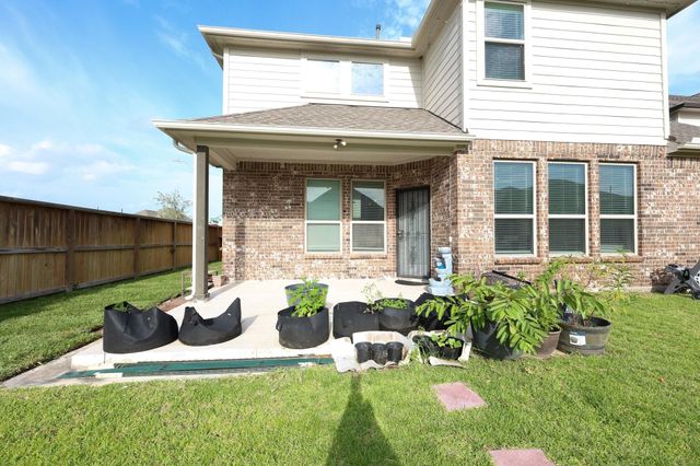 138 Sunray Creek Drive, Katy, TX 77493