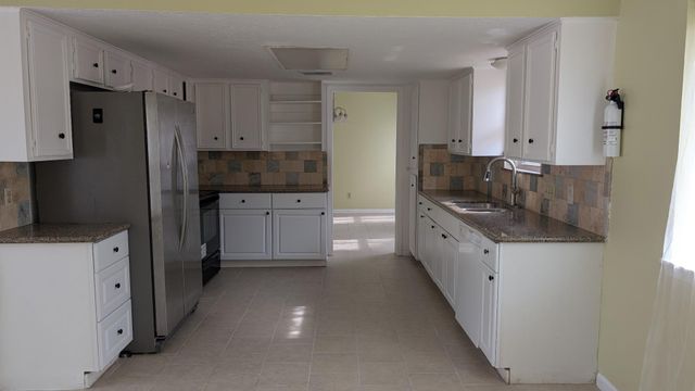 7706 Winter Glen Lane, Houston, TX 77072