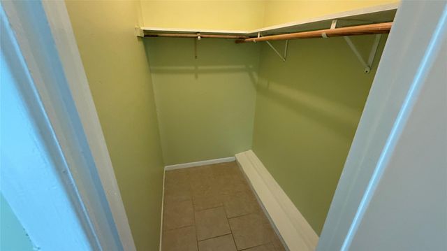 7706 Winter Glen Lane, Houston, TX 77072