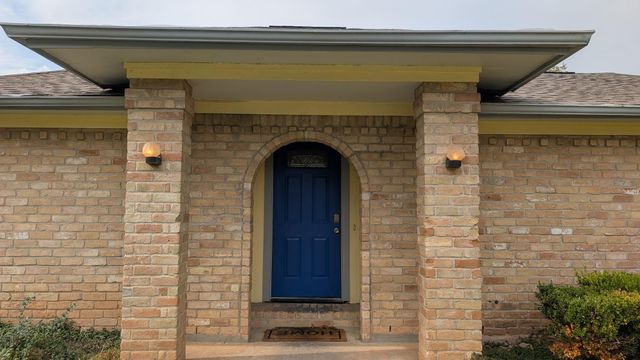 7706 Winter Glen Lane, Houston, TX 77072