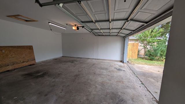 7706 Winter Glen Lane, Houston, TX 77072