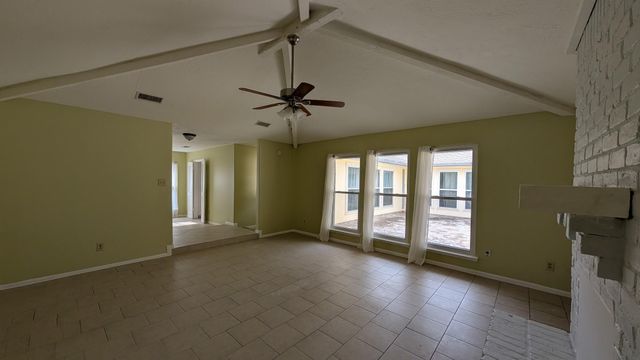7706 Winter Glen Lane, Houston, TX 77072