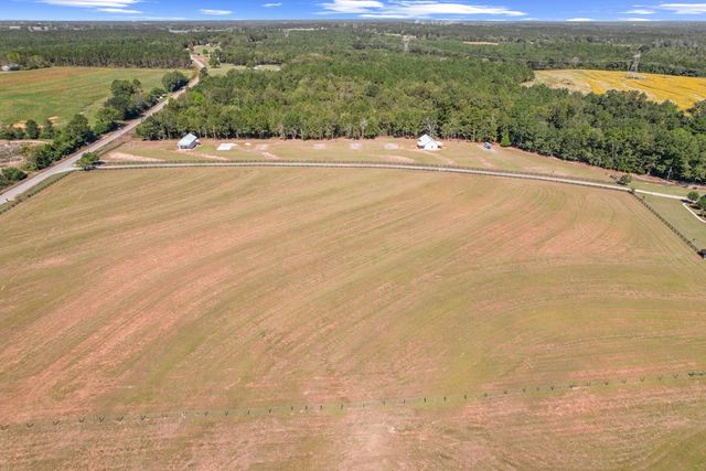 1690 Benton Store Road, Columbia, AL 36319