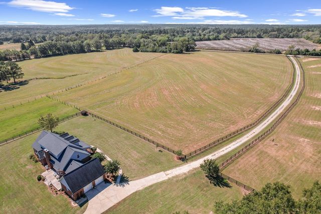 1690 Benton Store Road, Columbia, AL 36319