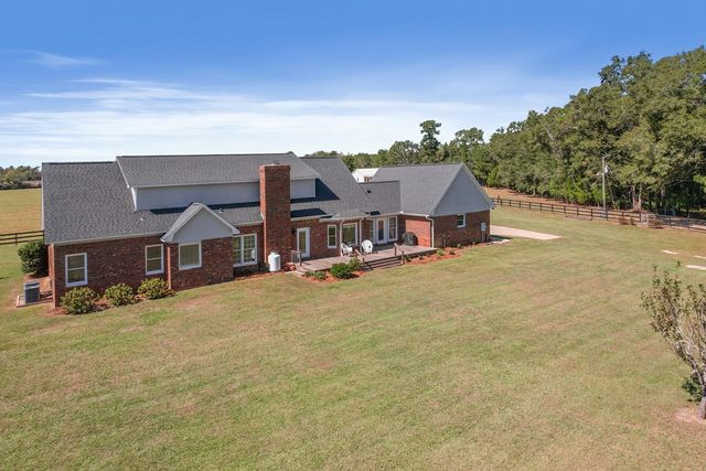 1690 Benton Store Road, Columbia, AL 36319