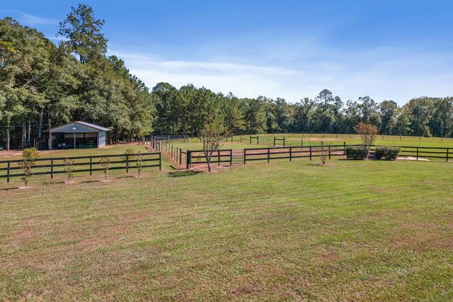 1690 Benton Store Road, Columbia, AL 36319