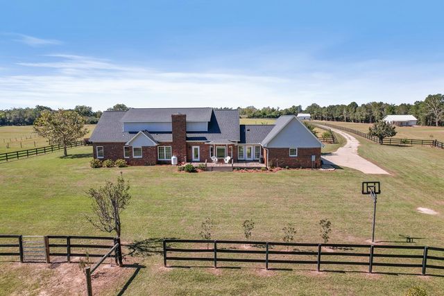 1690 Benton Store Road, Columbia, AL 36319