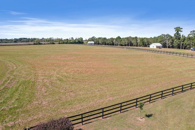 1690 Benton Store Road, Columbia, AL 36319